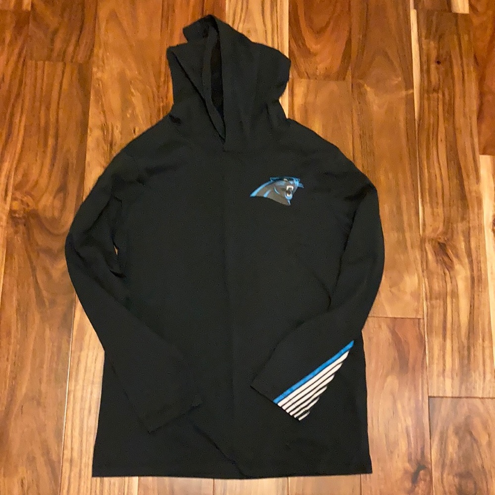 NWOT NFL Carolina Panthers youth long sleeve hooded T-shirt - size L